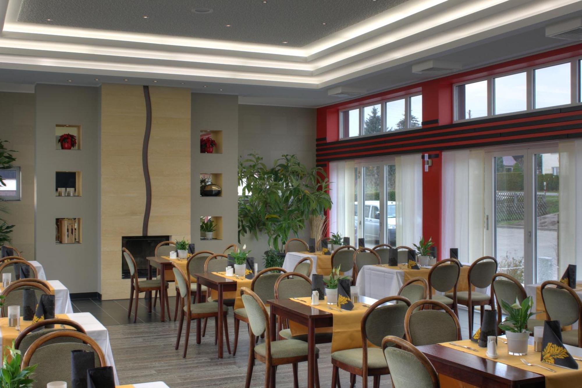 Hotel Eleganz Rustow Exterior foto